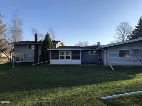 1226 Jay St, Freeport, IL 61032 photo 14