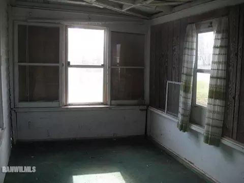 404 E Carroll St, Lanark, IL 61046 photo 15