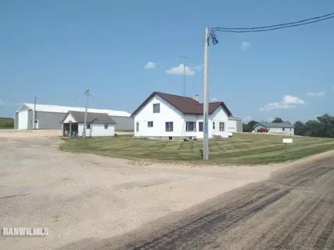 10256 E Willow Rd, Mount Carroll, IL 61053 photo 3