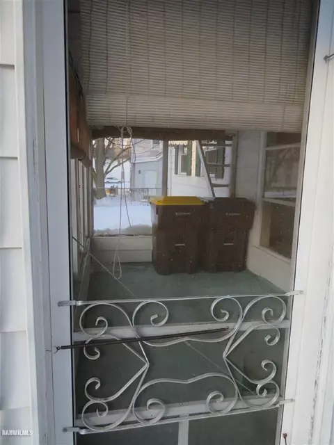 1211 S State St, Freeport, IL 61032 photo 14