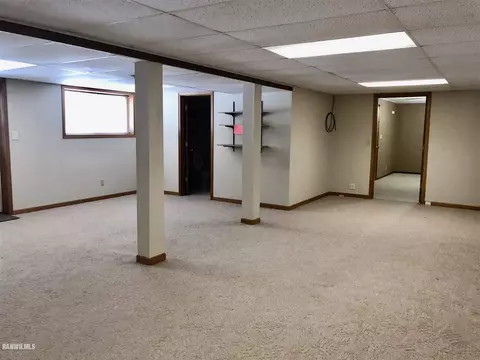 1907 Tomahawk Ct, Freeport, IL 61032 photo 15