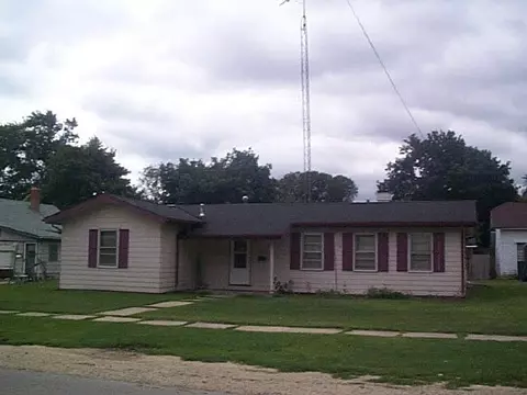 1106 Ruby St, Belvidere, IL 61008 photo 1