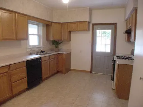 1127 Central, Beloit, IL 53511 photo 5