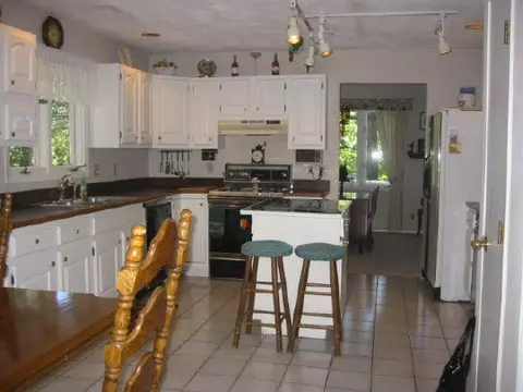 10392 William Tr, Roscoe, IL 61073 photo 3