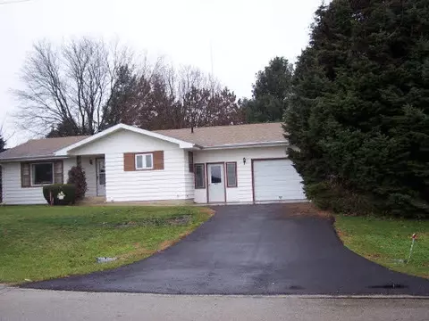 806 Main St S, Leaf River, IL 61047 photo 2