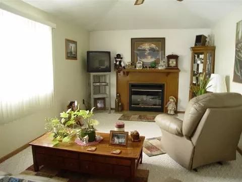 5887 Sweet Grass Dr, Roscoe, IL 61073 photo 5