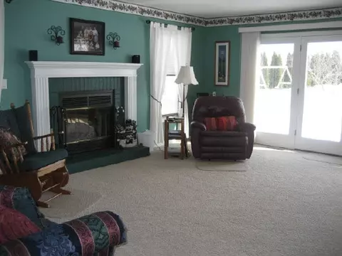 7709 Joy Ln, Roscoe, IL 61073 photo 8