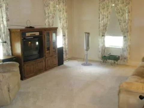 16959 Stimes Rd, Capron, IL 61012 photo 2