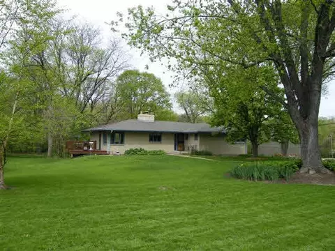2710 Bradley Rd, Rockford, IL 61107 photo 1