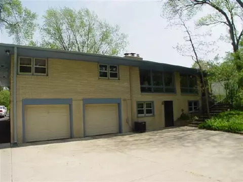 2710 Bradley Rd, Rockford, IL 61107 photo 2