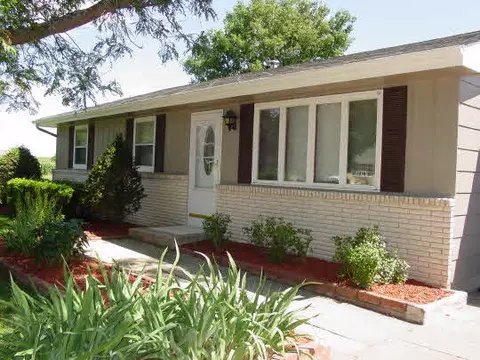 2980 Chatsworth, Beloit, WI 53511 photo 2
