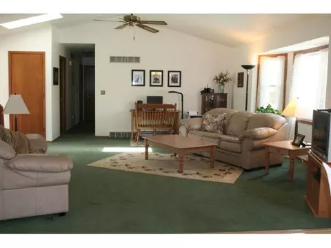 11861 Bend River Rd, Roscoe, IL 61073 photo 6