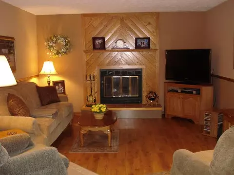 3650 Gnarl Tree Ln, Cherry Valley, IL 61016 photo 6