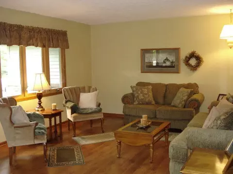 3650 Gnarl Tree Ln, Cherry Valley, IL 61016 photo 2