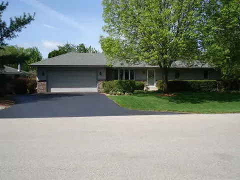 3650 Gnarl Tree Ln, Cherry Valley, IL 61016 photo 1