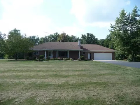 8558 Norris Ln, Capron, IL 61012 photo 1