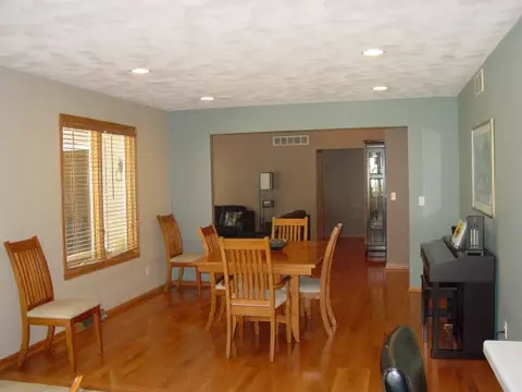 10741 Heather Rdg, Roscoe, IL 61073 photo 5