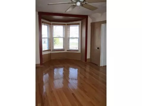 106 Front St E, Mount Morris, IL 61054 photo 3