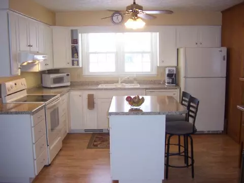 321 Warren St E, Rockton, IL 61072 photo 2