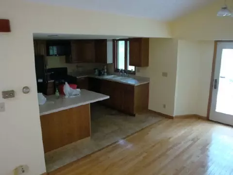 8872 Olson Rd, Belvidere, IL 61008 photo 3
