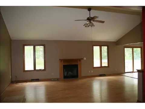11051 Centennial Dr, Roscoe, IL 61073 photo 5