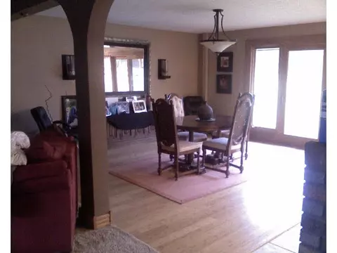 10334 Moonglow Dr, Roscoe, IL 61073 photo 3