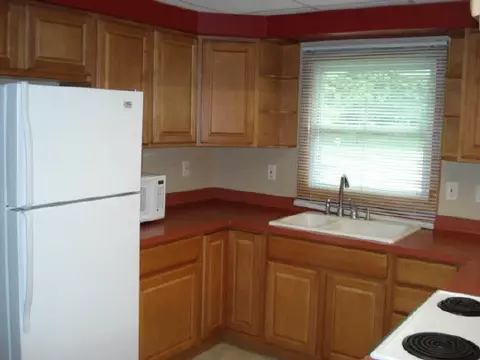 5352 Wallace Dr, Roscoe, IL 61073 photo 3