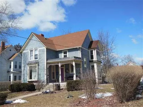 112 W Front St, Mount Morris, IL 61054 photo 1