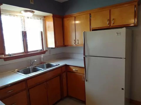 803 Rhoads Pl, Oregon, IL 61061 photo 3