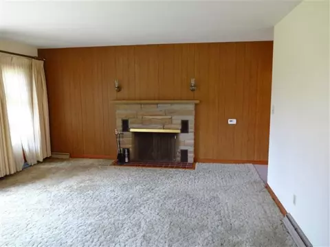 803 Rhoads Pl, Oregon, IL 61061 photo 7
