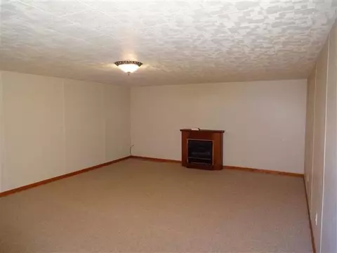 803 Rhoads Pl, Oregon, IL 61061 photo 13