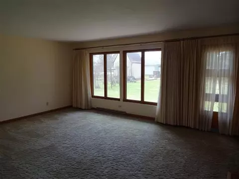 803 Rhoads Pl, Oregon, IL 61061 photo 6