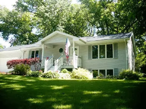 2004 Baintree, Lake Summerset, IL 61019 photo 1