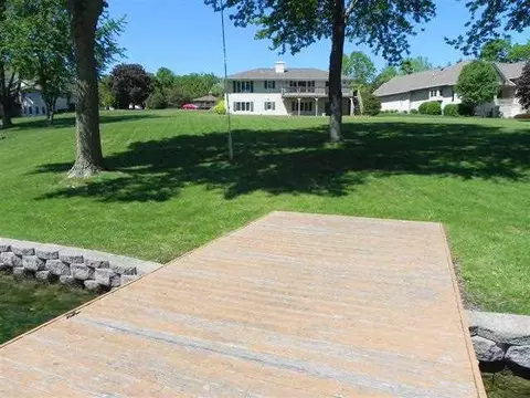 1955 Baintree, Lake Summerset, IL 61019 photo 16