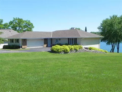 1955 Baintree, Lake Summerset, IL 61019 photo 1
