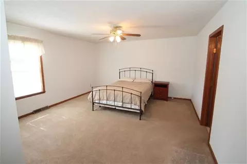 9765 Redfield, Roscoe, IL 61073 photo 10