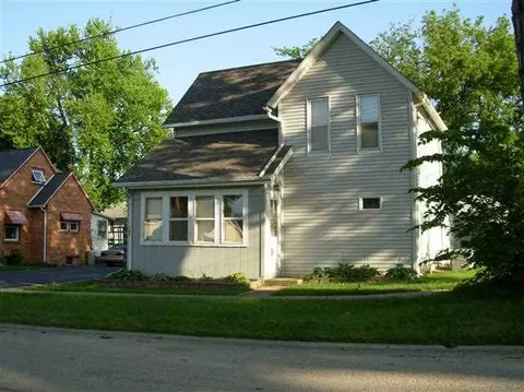 105 E Front St, Mount Morris, IL 61054 photo 1