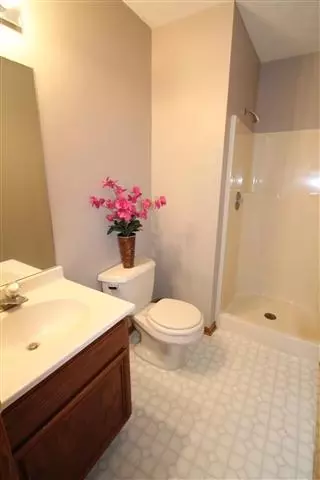 6453 Greystone Dr, Roscoe, IL 61073 photo 14
