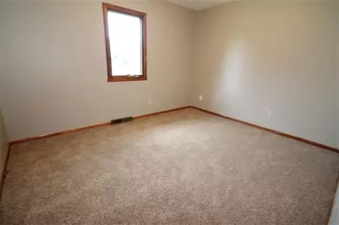 6453 Greystone Dr, Roscoe, IL 61073 photo 11