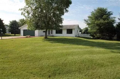 6453 Greystone Dr, Roscoe, IL 61073 photo 17