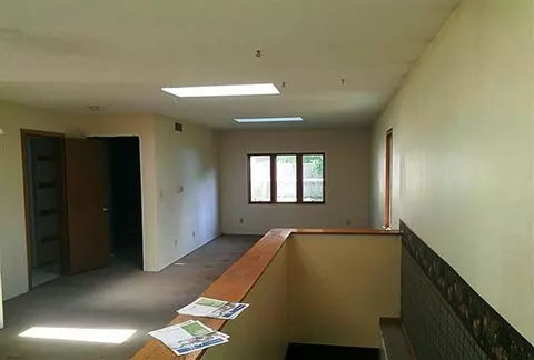 310 W 3rd St, Byron, IL 61010 photo 9