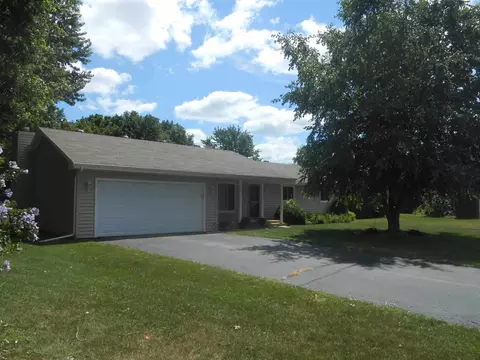 5996 Kelmor St, Roscoe, IL 61073 photo 1