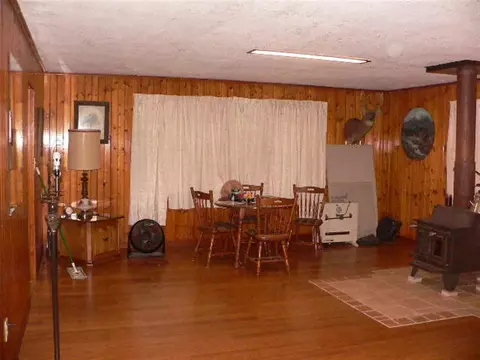 125 E North St, Capron, IL 61012 photo 6