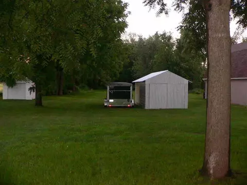 125 E North St, Capron, IL 61012 photo 12