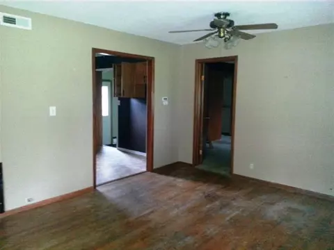 724 E Washington St, Durand, IL 61024 photo 3