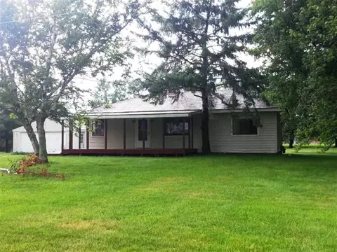 724 E Washington St, Durand, IL 61024 photo 1