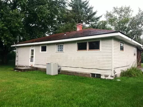 724 E Washington St, Durand, IL 61024 photo 8