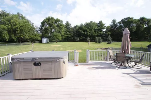 6440 Elevator Rd, Roscoe, IL 61073 photo 20
