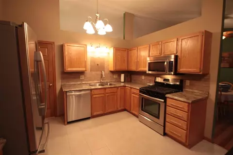 6440 Elevator Rd, Roscoe, IL 61073 photo 7