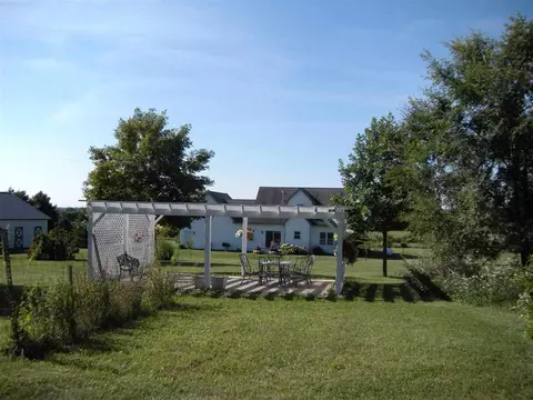 17977 Laube Rd, Davis, IL 61019 photo 10